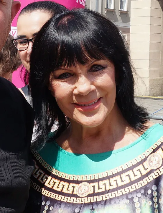 Portrait: Izabela Skrybant-Dziewiątkowska